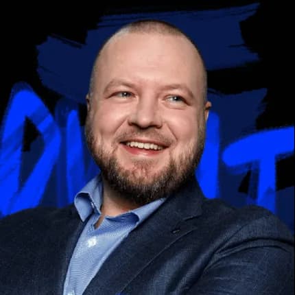 Максим Большаков